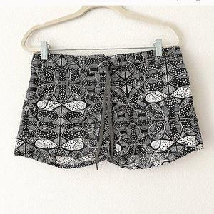 Patagonia Wavefarer Board Shorts in White Black